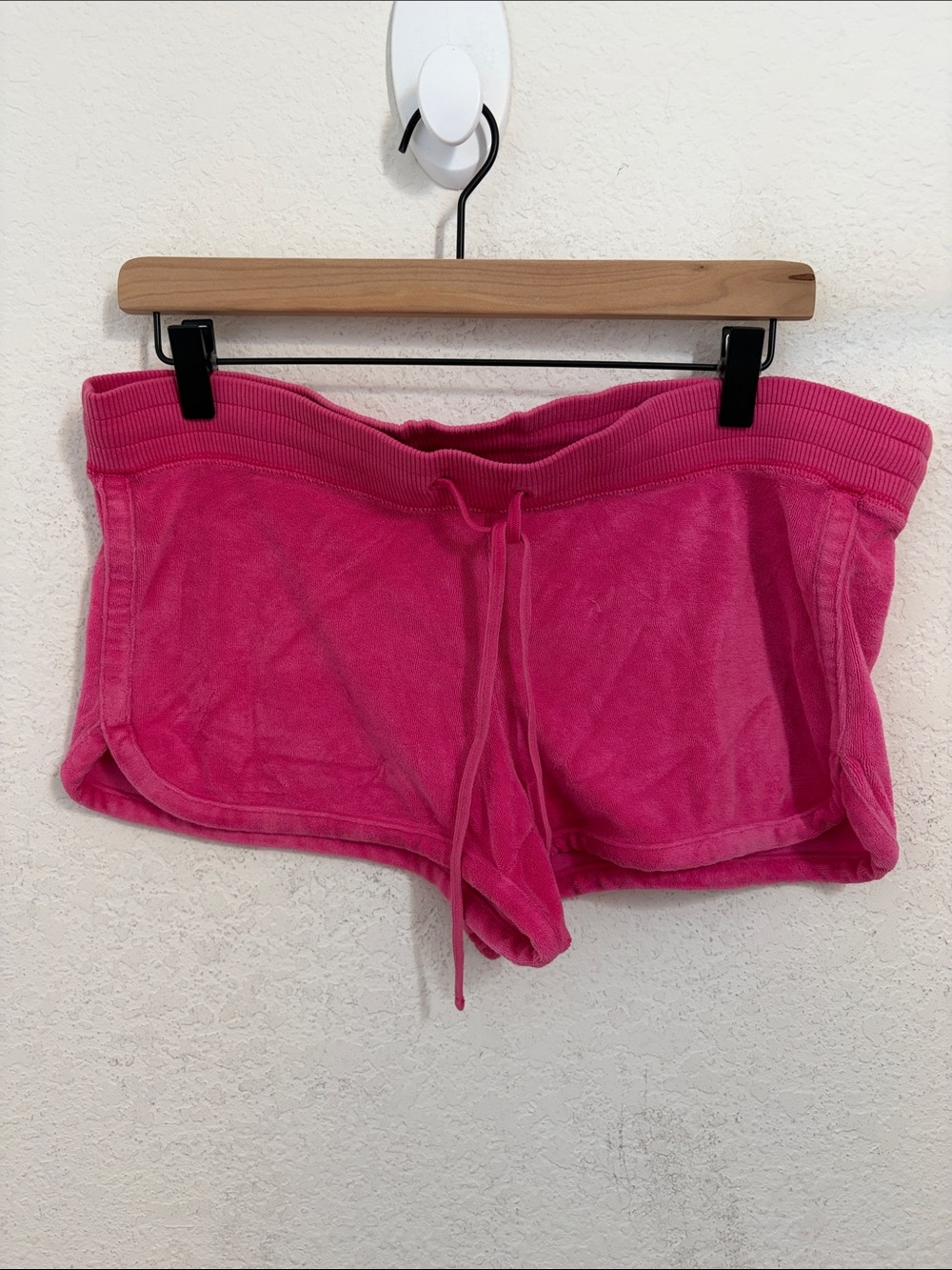 Express M Pink Velour Lounge Shorts Y2K Low Rise Stretch Sleep Cozy Dolphin